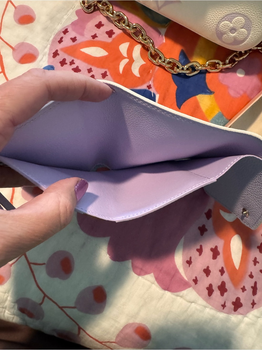 Louis Vuitton White and Lilac Monogram Victorine Wallet - Picture 2 of 4